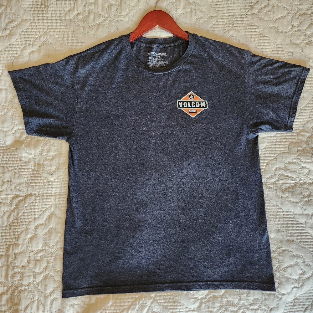 Volcom Men's size Large tee dark gray